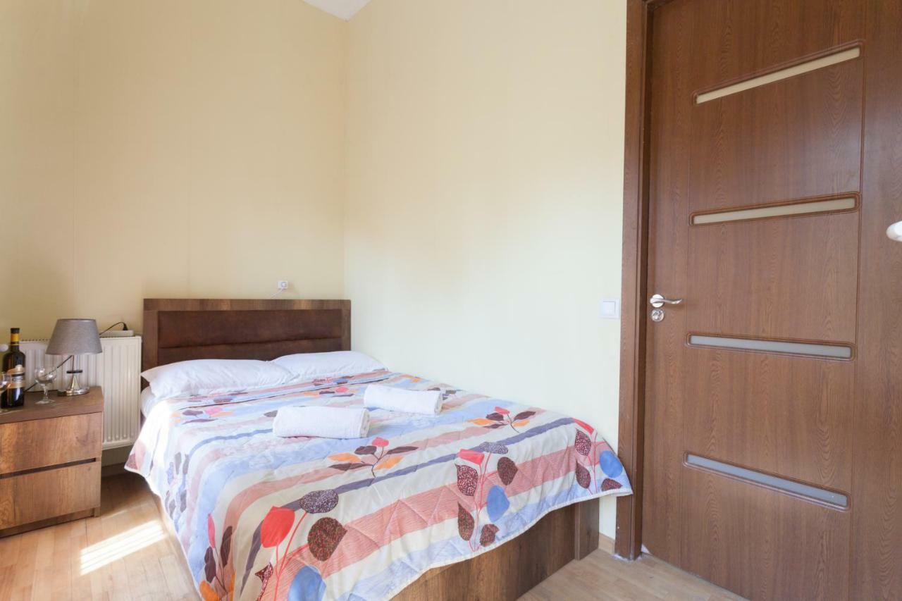 Guest House Ketrin Tbilisi Esterno foto